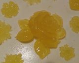 Foto del paso 4 de la receta: Tarta de mandarina ecológica con gominolas caseras light