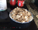 Foto del paso 1 de la receta: Salsa de tomate con champiñones