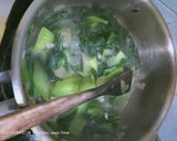 Foto langkah ke 5 dari resep Tumis Sawi Daging.