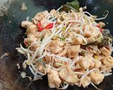 Foto langkah ke 5 dari resep Tumis Tahu Tauge.