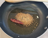 Foto del paso 2 de la receta: Revuelto de champiñones y calabacín