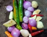 Foto langkah ke 1 dari resep Sayur terong bulat santan.