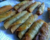 Foto del paso 6 de la receta: Mini flautas mexicanas rellenas de carne molida!