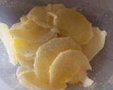 Foto del paso 3 de la receta: Chips de patata al horno