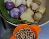 Foto langkah ke 1 dari resep Kari Ayam Telur Tahu Bumbu Sederhana.