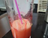 A picture of step 2 of O brown mocktail.