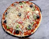 صورة لخطوة 5 من وصفة بيتزا اقتصادية وبنينة 😋😍😍