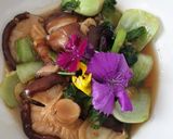 Foto langkah ke 3 dari resep Shitake oyster sauce & Pok choy.