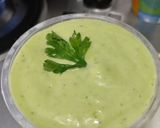 Foto del paso 2 de la receta: Salsa cremosa de pepino y aguacate🌿🥒🥑