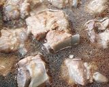 รูปขั้นตอนการทำที่ 3 ของ ซี่โครงหมูต้มเต้าเจียว