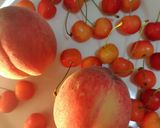 Une image de l'étape 1 de Mousse aux pêches et aux cerises.