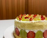 Foto langkah ke 7 dari resep Strawberry Shine Muscat Cake.