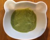 Hình bước làm 1 của món Soup đậu gà - bông cải xanh sốt kem phô mai tôm - bé ăn dặm