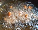 A picture of step 2 of Cauliflower Dry Manchurian.