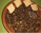 Foto del paso 4 de la receta: Revuelto de morcilla con frutos secos
