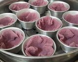 Foto langkah ke 4 dari resep Vanilla Custard Steam Cake.