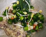Foto langkah ke 3 dari resep Orek Tempe Pindang.