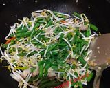 Foto langkah ke 4 dari resep Tumis Buncis Toge.