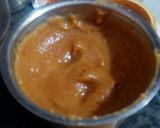 A picture of step 2 of Apple halwa.