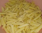 Csirkés brokkolis tészta recept fázis 1 fotója
