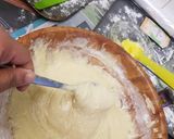 A picture of step 4 of Oven donuts.
