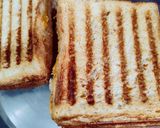 झटपट मेयोनेज़ पोटैटो सैंडविच(jhatpat mayonnaise potato sandwich recipe in hindi) रेसिपी चरण 3 फोटो