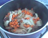 Foto del paso 2 de la receta: Guiso campesino con pollo