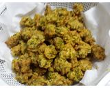 A picture of step 3 of Sanna Pakora.