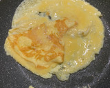 Foto del paso 2 de la receta: Tortilla francesa con queso para bebés