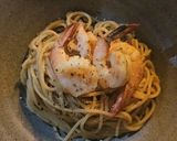 Foto langkah ke 6 dari resep Spaghetti Anglio Olio (with prawn).
