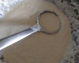 A picture of step 4 of Idli sambhar with chutney.