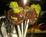 A picture of step 9 of Red Velvet with Chocolate Ganache Cake Pops.