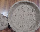 Foto del paso 3 de la receta: Tarta de zapallitos con masa de lentejas y harina integral