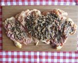 Foto del passaggio 2 della ricetta Rotolo di tacchinella farcita