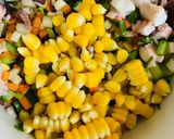 Hình bước làm 8 của món Salad rau củ quả trộn tươi mát nhanh gọn