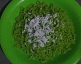 Foto langkah ke 4 dari resep Petulo Praktis Dari Mie (Putu Mayang).