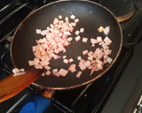 Foto del paso 2 de la receta: Ensalada de espinacas con tocino mixta