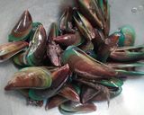 Foto langkah ke 1 dari resep Kerang hijau saus asam manis.