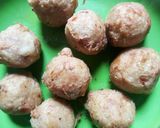 A picture of step 6 of Yam Balls.