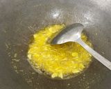 Foto langkah ke 2 dari resep Nasi goreng mentega.