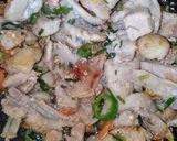 Foto del paso 1 de la receta: Lomo de Cerdo guisado con Perejil