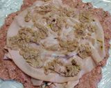 Foto del passaggio 2 della ricetta Polpettone con mortadella, tonno e provola avvolto in cicoria