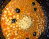 Foto del paso 6 de la receta: Tentáculos de calamar asados, con garbanzos en salsa romesco