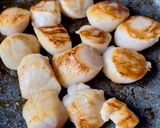 A picture of step 5 of Scallop Risotto with Leeks and Chorizo Chips.