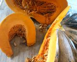 Foto del passaggio 1 della ricetta Fettuccine zucca, speck e scamorza