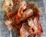 Foto del paso 1 de la receta: Risotto de espárragos con gamba roja