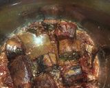 Hình bước làm 9 của món Cá Nục Kho Gừng