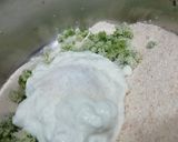 A picture of step 3 of Peas Uttapam.
