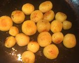 A picture of step 3 of Butter Garlic Potato.
