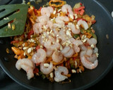 Foto del paso 2 de la receta: Fideos de arroz (noodles) con gambas
